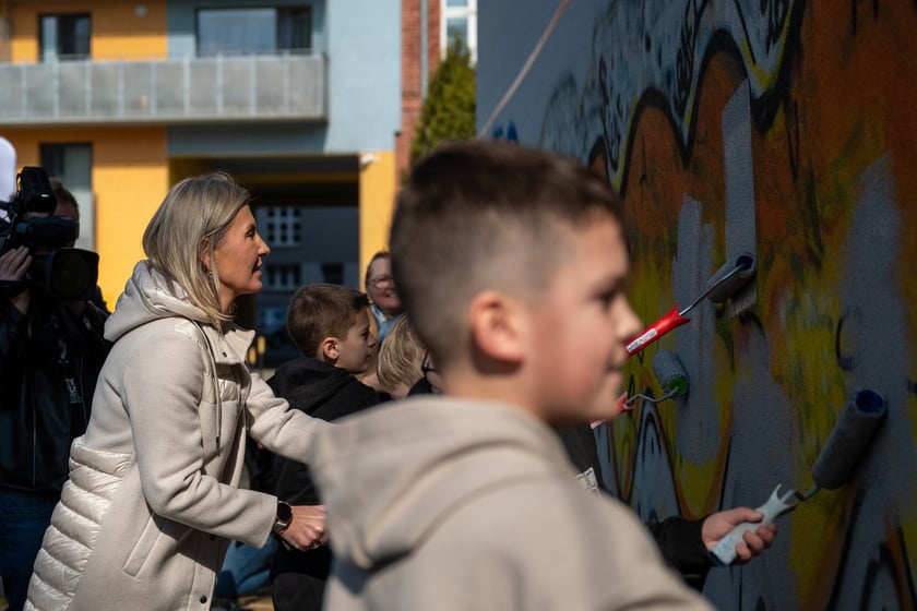 Mury mówią - wspólnie zamalujmy mowę nienawiści