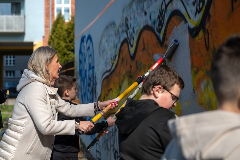 Mury mówią - wspólnie zamalujmy mowę nienawiści