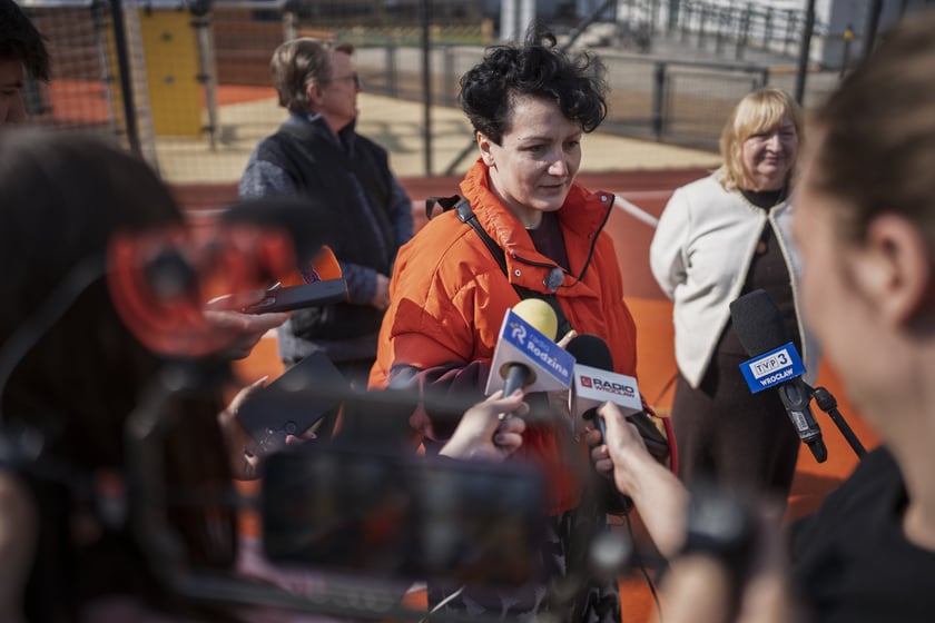 Podw&oacute;rko Wszystkich Mieszkańc&oacute;w po remoncie - Iza Rutkowska
