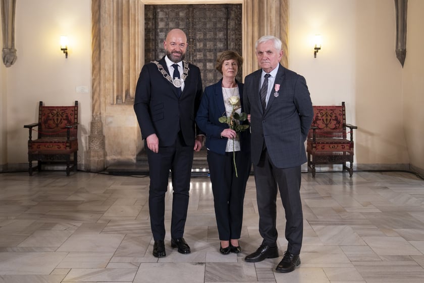 Odznaczenia dla małżeństw z długoletnim stażem, 1 kwietnia 2025