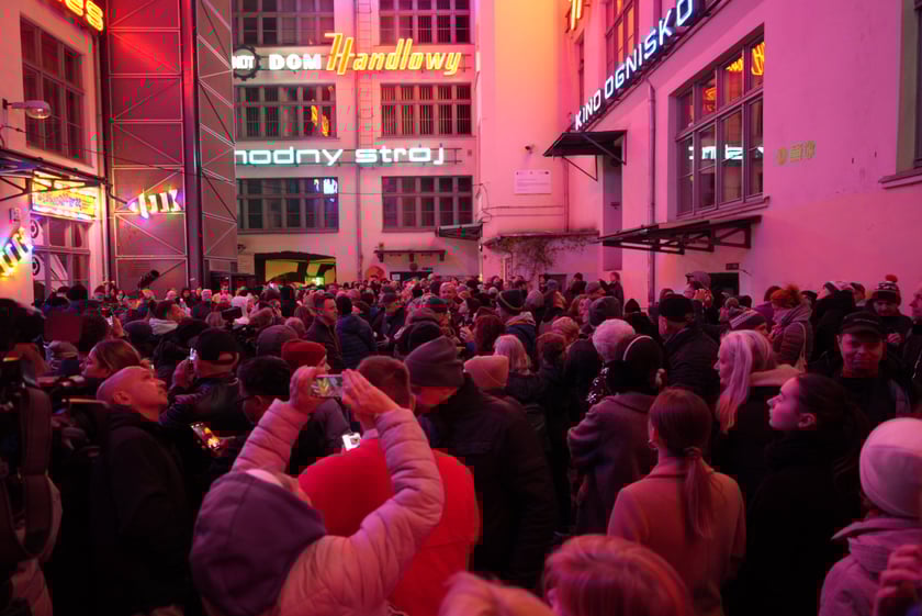 Wrocławska galeria neonów przy Ruskiej znów świeci! Niezwykły pokaz - 5.04.2025