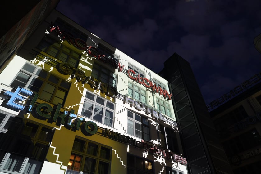 Wrocławska galeria neonów przy Ruskiej znów świeci! Niezwykły pokaz - 5.04.2025