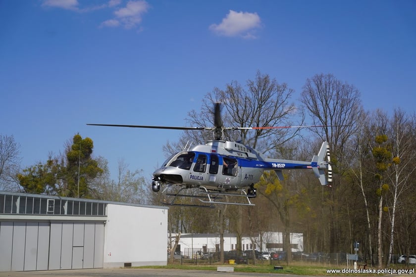 Śmigłowiec Bell-407GXi to nowa maszyna dolnośląskiej policji stacjonująca we Wrocławiu