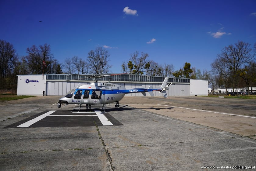 Śmigłowiec Bell-407GXi to nowa maszyna dolnośląskiej policji stacjonująca we Wrocławiu