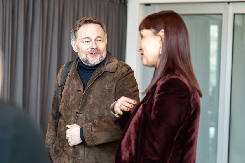 Uczestnicy spotkania Unii Metropolii Polskich we wrocławskiej Barbarze.