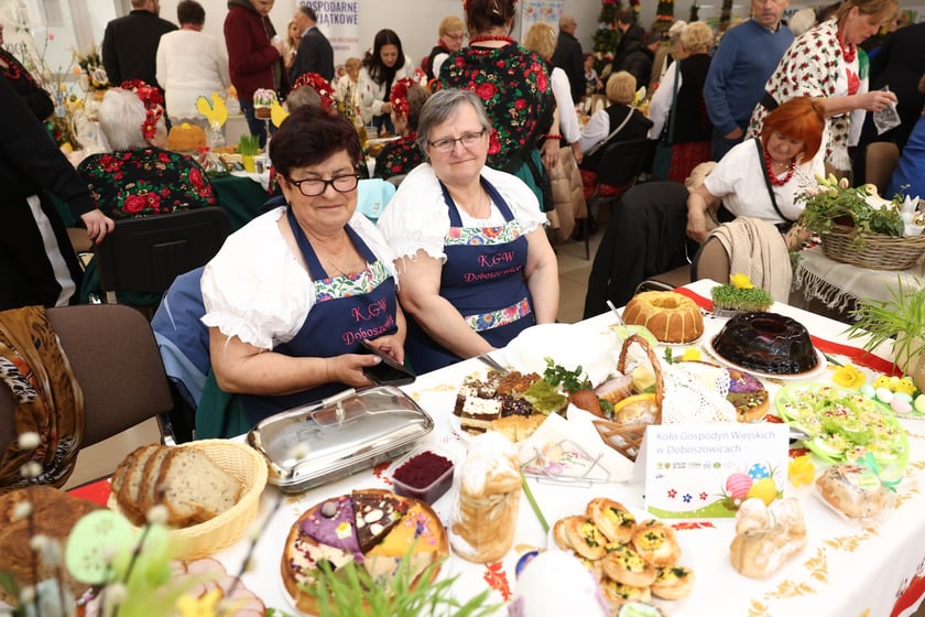 Prezentacja tradycyjnych stołów wielkanocnych i Jarmark Wielkanocny na Zwycięskiej, 12.04.2025