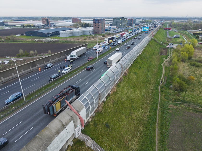 Wypadek na AOW, 14.04.2025