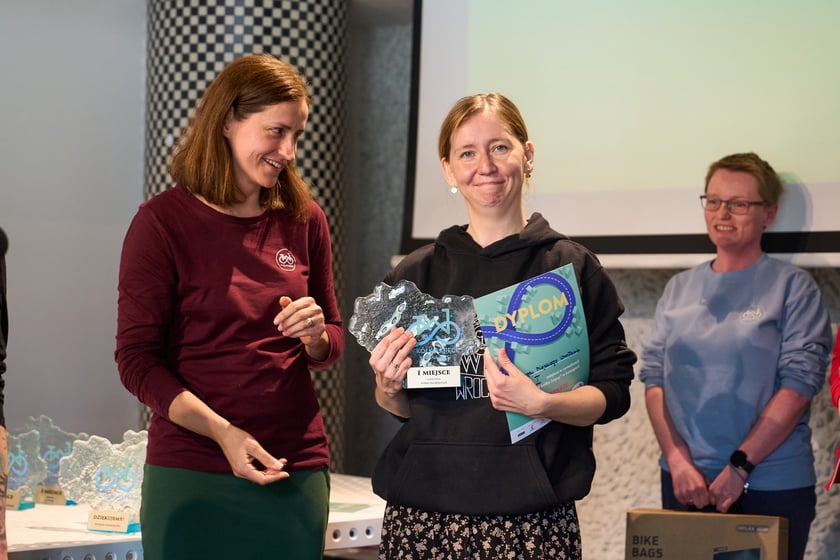 Wręczenie nagr&oacute;d 6. edycji akcji &bdquo;W k&oacute;łko kręcę&rdquo; w Barbarze