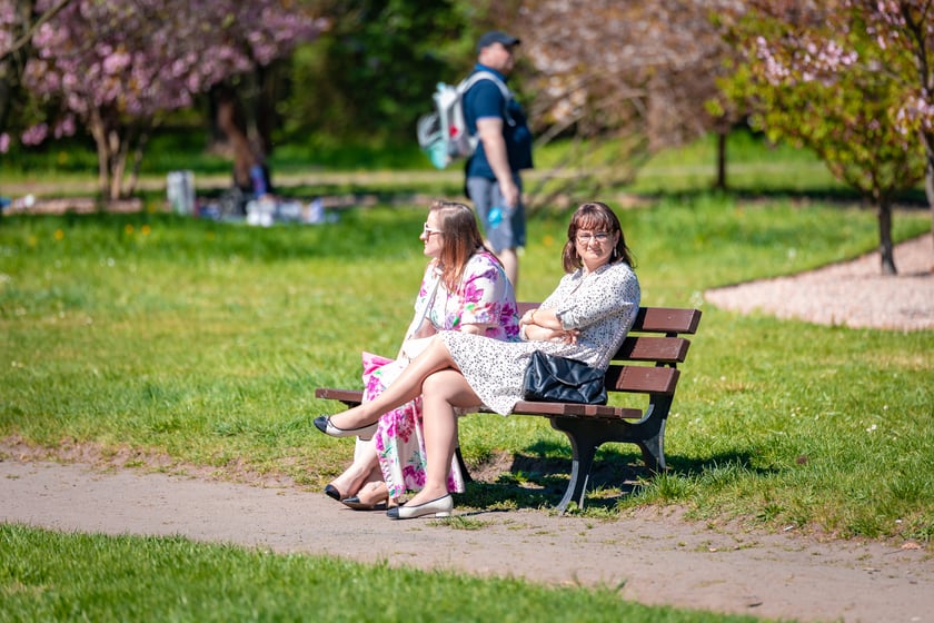 Wrocławianie na spacerach. Park Szczytnicki, Wielkanoc 20.04.2025
