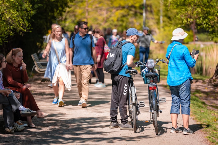 Wrocławianie na spacerach. Park Szczytnicki, Wielkanoc 20.04.2025