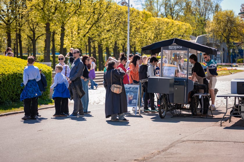 Wrocławianie na spacerach. Park Szczytnicki, Wielkanoc 20.04.2025