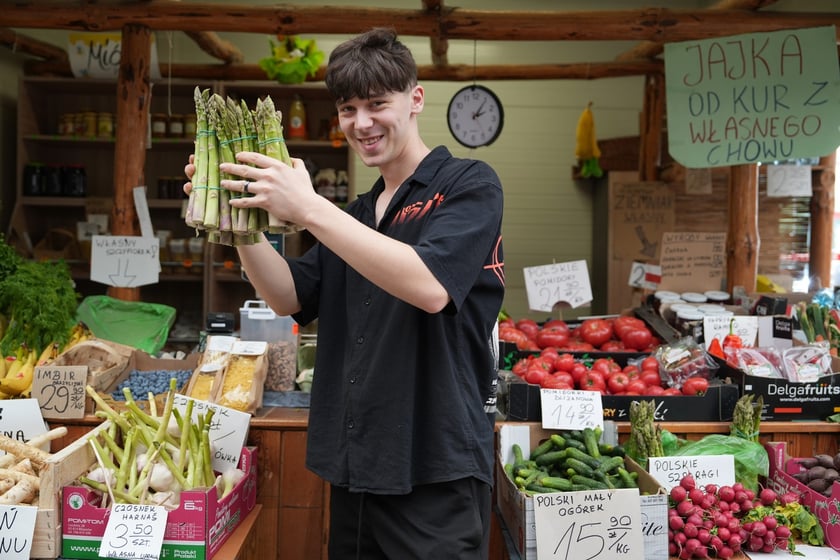 Szparagi na wrocławskich targowiskach są już dostępne