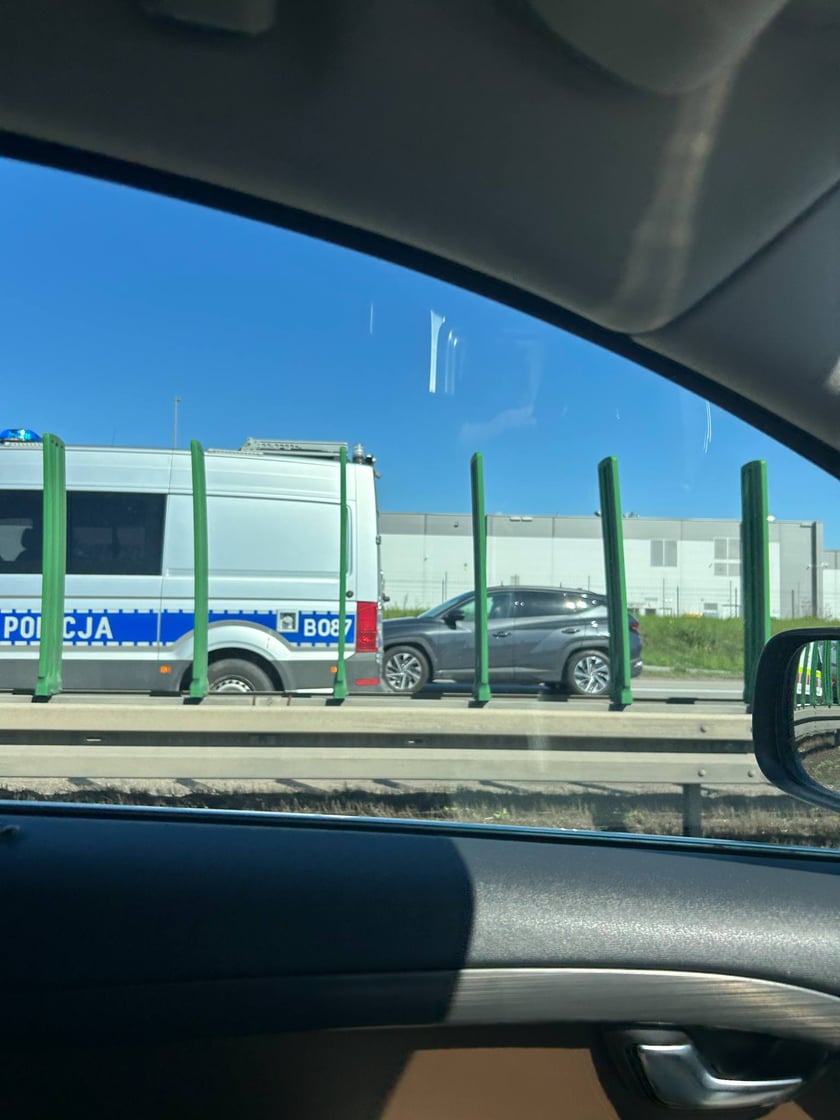 Kolizja na autostradzie A4, w okolicach węzła Wrocław-Południe