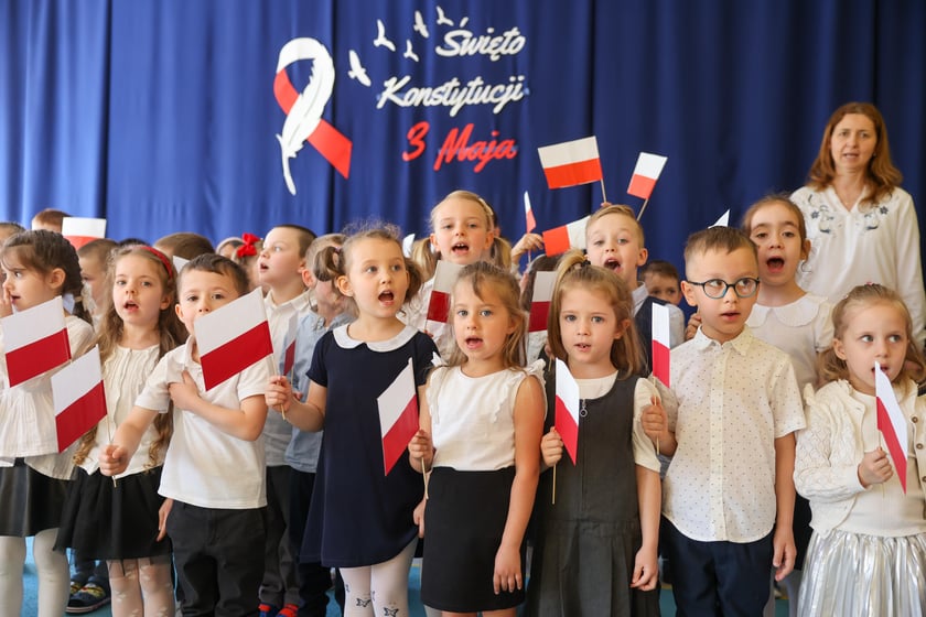 Biało-czerwony dzień w Przedszkolu nr 1 we Wrocławiu