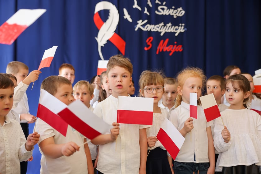Biało-czerwony dzień w Przedszkolu nr 1 we Wrocławiu