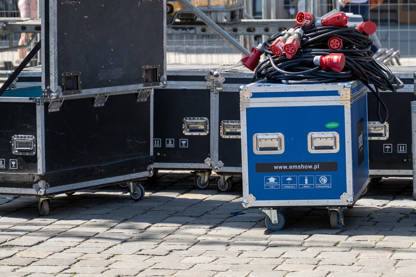 W Rynku budują scenę na 23. bicie Gitarowego Rekordu Świata