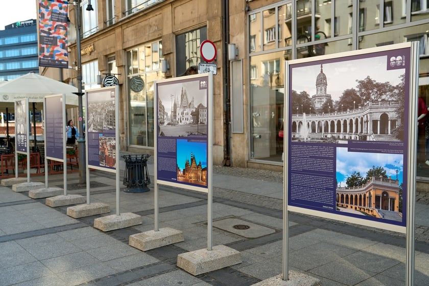 Wystawa  80 lat powojennego Wrocławia na ul. Oławskiej we Wrocławiu
