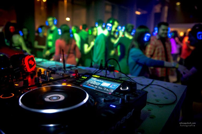 Silent disco w Barbarze