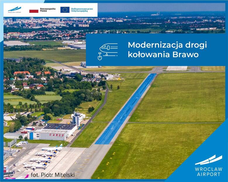 Plansza pokazująca element trwającej przebudowy