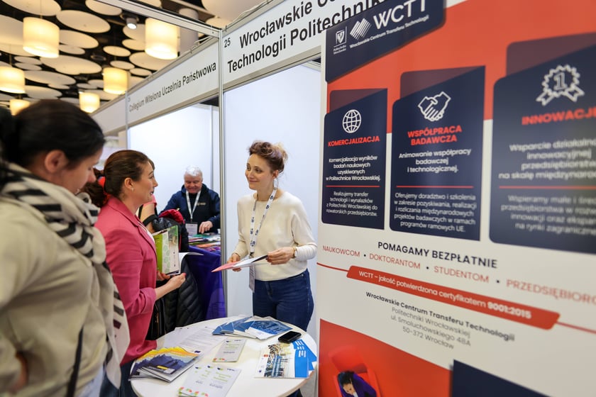 Targi Pracy &bdquo;With EURES to Europe!&rdquo; na Tarczyński Arenie we Wrocławiu