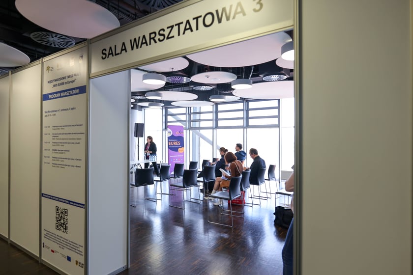 Targi Pracy &bdquo;With EURES to Europe!&rdquo; na Tarczyński Arenie we Wrocławiu