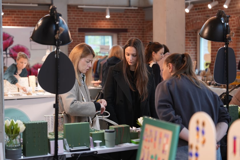 Targi Dobry Design z tematem przewodnim "lato". Concordia Design, wyspa Słodowa