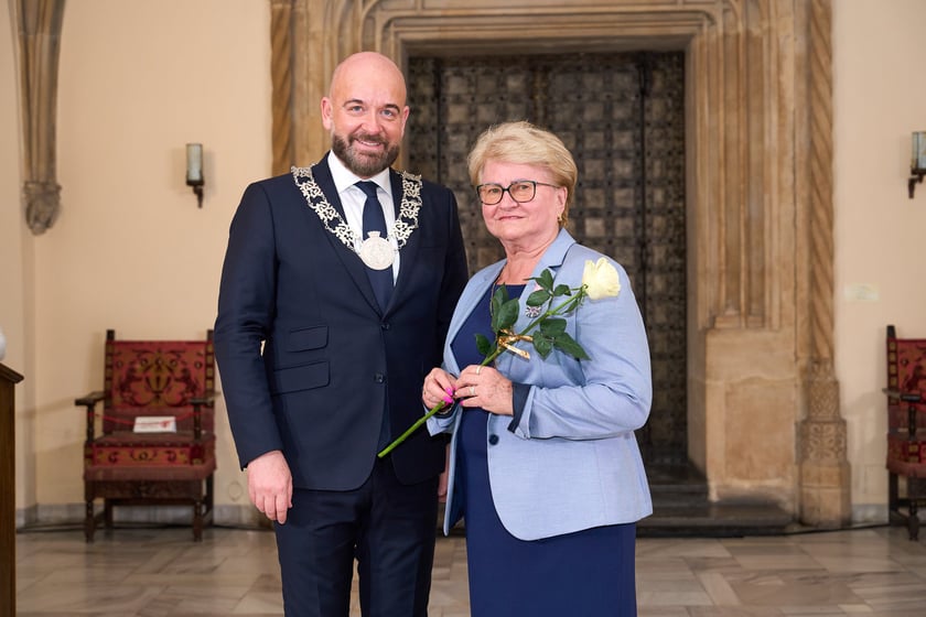 Prezydent odznaczył medalami pary z długoletnim pożyciem