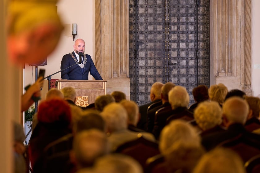 Prezydent odznaczył medalami pary z długoletnim pożyciem