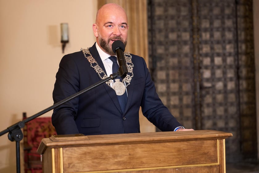 Prezydent odznaczył medalami pary z długoletnim pożyciem
