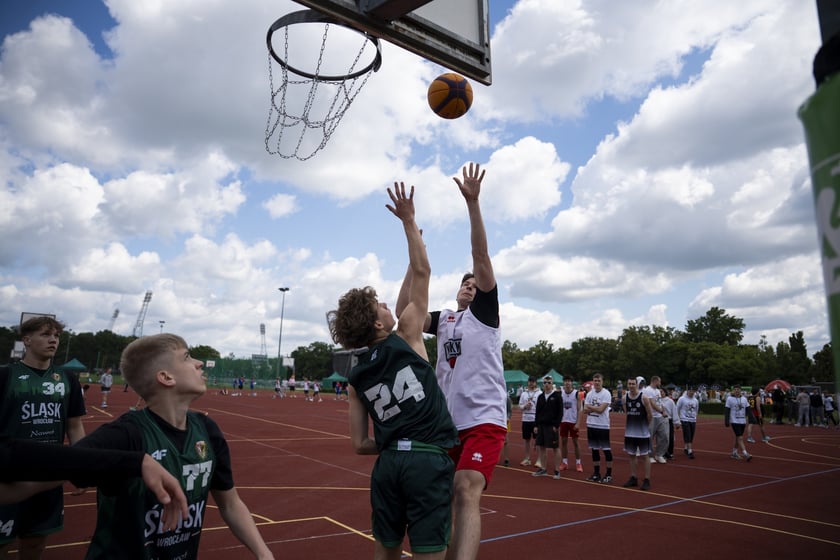 Przewietrz się na Olimpijskim z AWF Wrocław. VII Festyn Sportowo-Rekreacyjny [ZDJĘCIA]