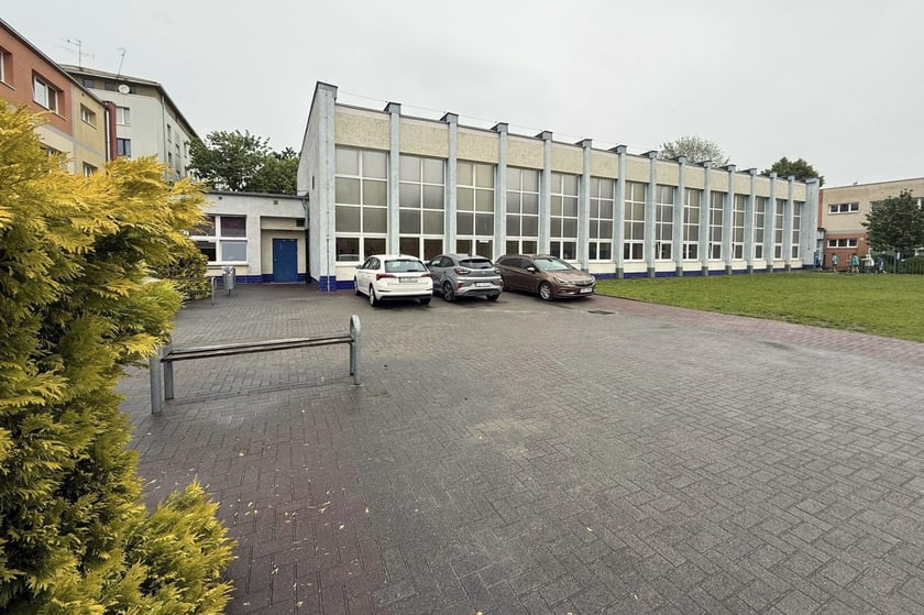 Obecna sala gimnastyczna w SP 97 przy ul. Prostej