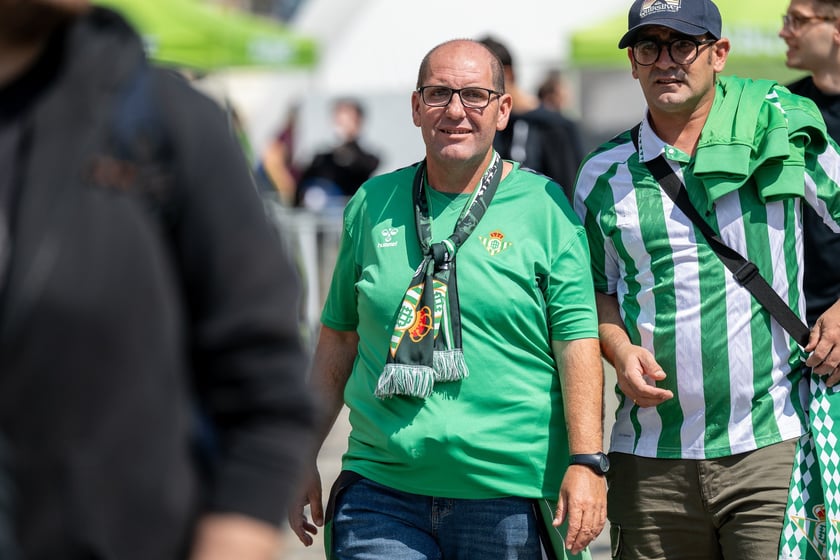 Otwarcie ogólnodostępnej strefy kibica Fan Festival w rynku