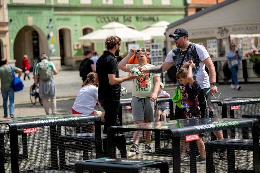 Otwarcie ogólnodostępnej strefy kibica Fan Festival w rynku