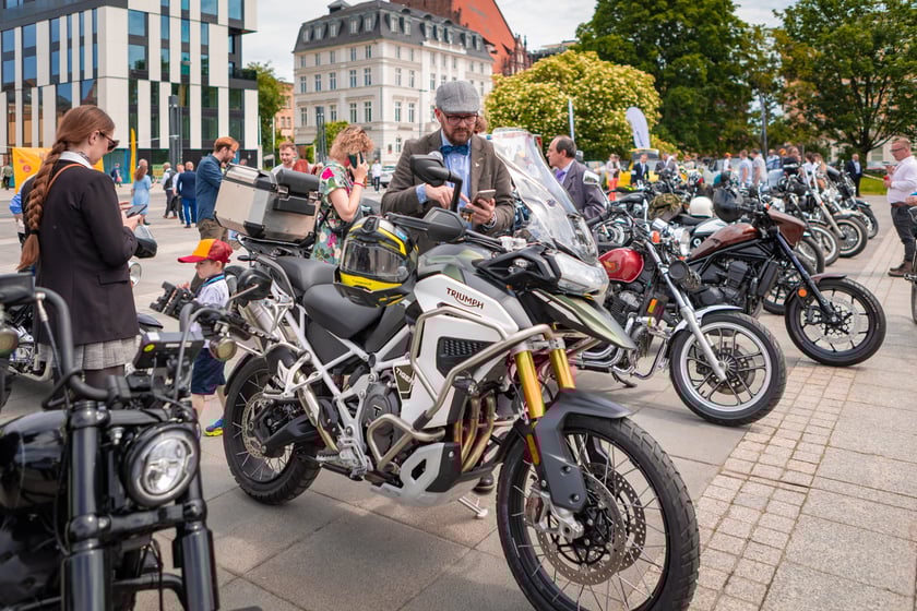 Distinguished Gentleman's Ride - stylowe i klasyczne motocykle przejechały przez Wrocław - 1 czerwca 2025 r.