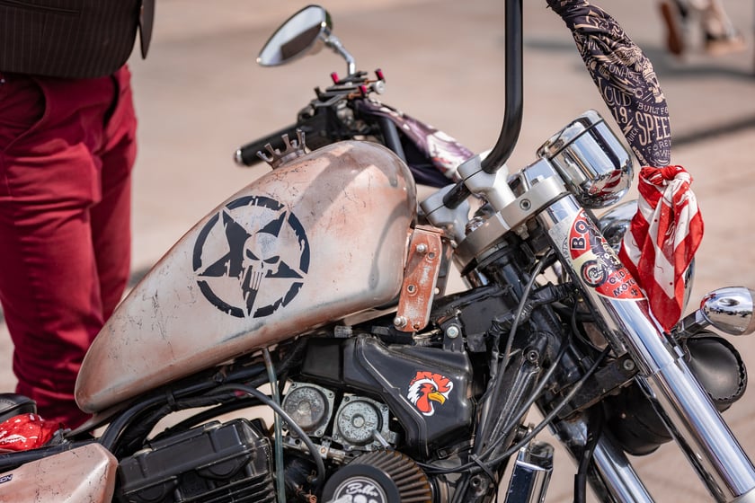 Distinguished Gentleman's Ride - stylowe i klasyczne motocykle przejechały przez Wrocław - 1 czerwca 2025 r.