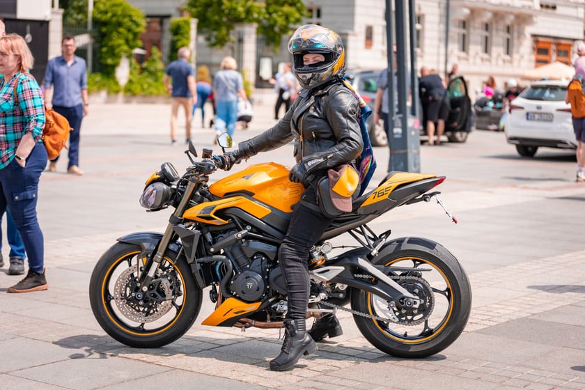 Distinguished Gentleman's Ride - stylowe i klasyczne motocykle przejechały przez Wrocław - 1 czerwca 2025 r.