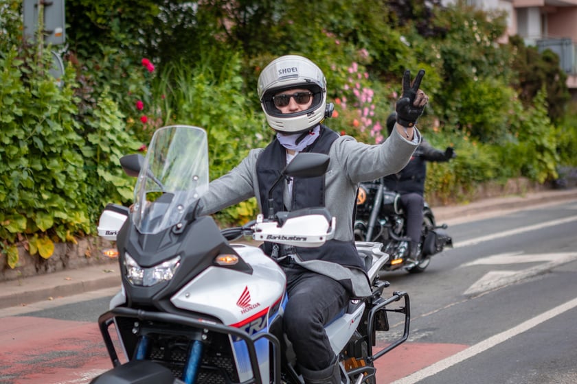 Distinguished Gentleman's Ride - stylowe i klasyczne motocykle przejechały przez Wrocław - 1 czerwca 2025 r.