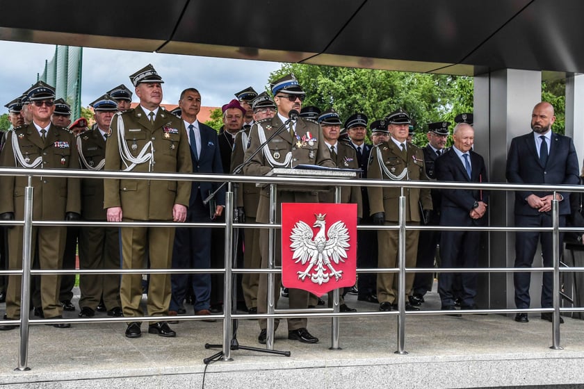 Obchody święta 10. Wrocławskiej Brygady Łączności