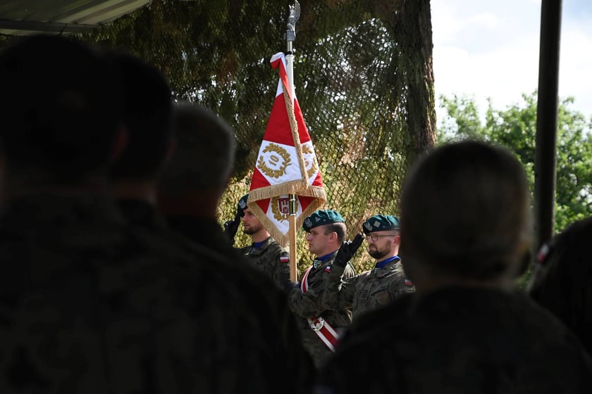 Obchody święta 10. Wrocławskiej Brygady Łączności