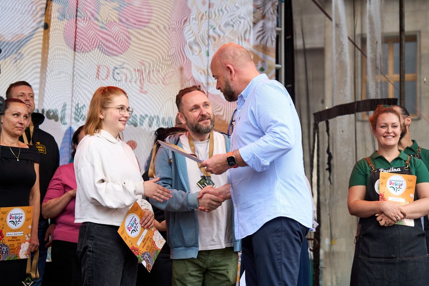 Festiwal Delicje 2025. Wręczenie nagród i uczestnicy na wrocławskim Rynku