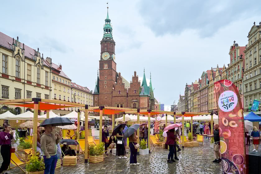 Festiwal Delicje 2025. Wręczenie nagród i uczestnicy na wrocławskim Rynku