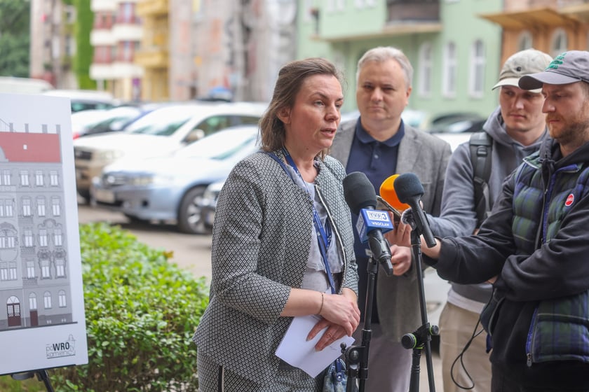 Budynki i spotkanie na Ołbinie, prezes Monika Tendaj-Bielawska