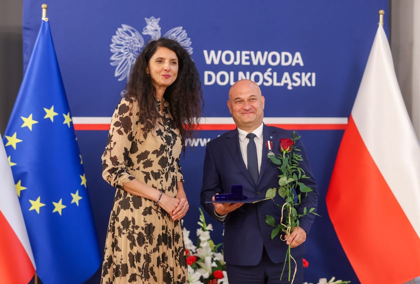 Wręczenie odznak samorządowcom w urzędzie wojewódzkim (16 czerwca 2025)