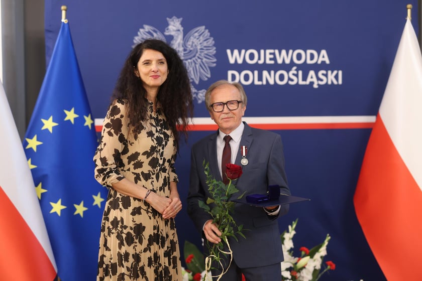 Wręczenie odznak samorządowcom w urzędzie wojewódzkim (16 czerwca 2025)