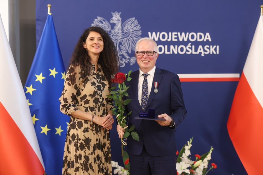Wręczenie odznak samorządowcom w urzędzie wojewódzkim (16 czerwca 2025)