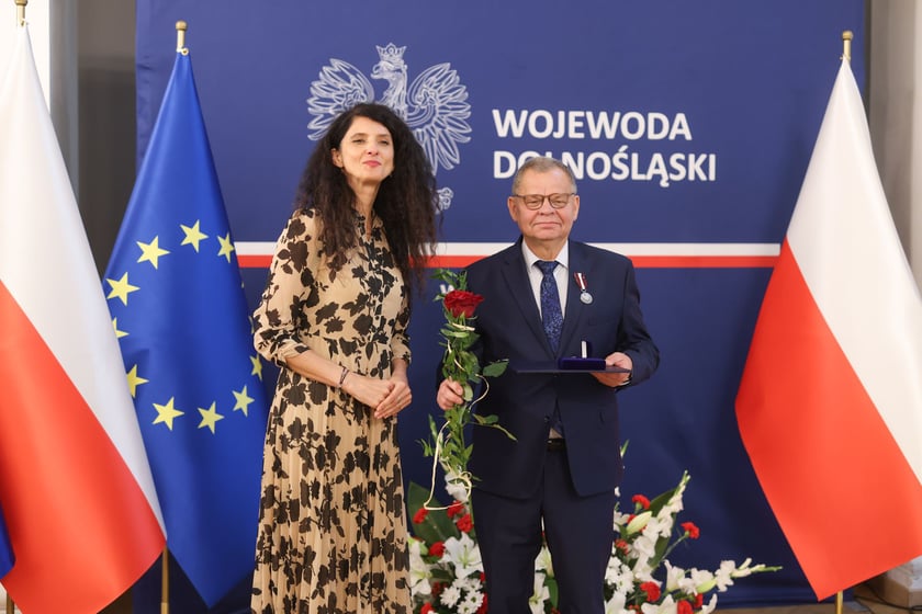 Wręczenie odznak samorządowcom w urzędzie wojewódzkim (16 czerwca 2025)