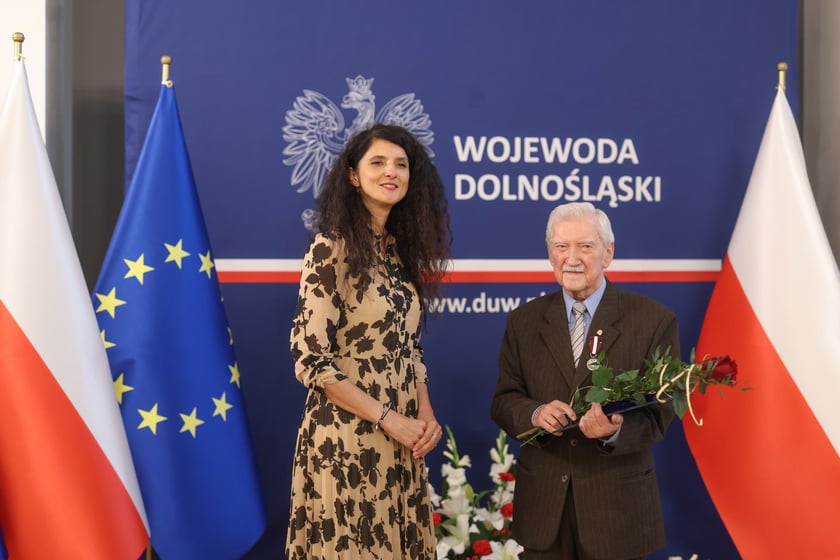 Wręczenie odznak samorządowcom w urzędzie wojewódzkim (16 czerwca 2025)