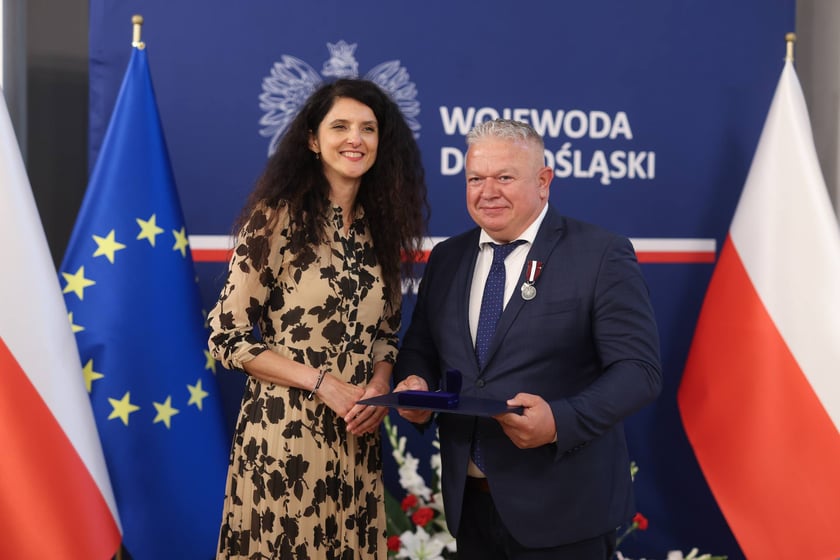 Wręczenie odznak samorządowcom w urzędzie wojewódzkim (16 czerwca 2025)