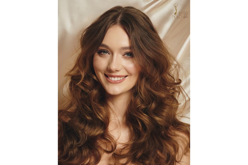 finalistka Justyna Roguska (Ożar&oacute;w)