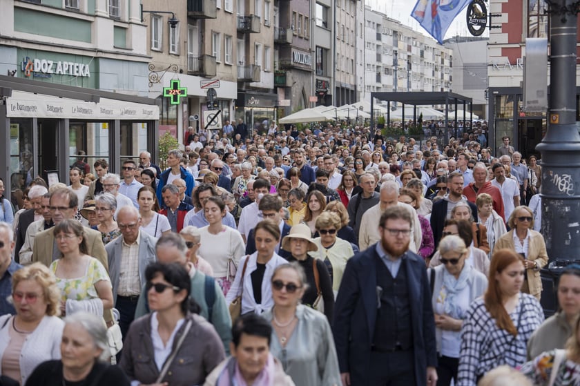 Boże Ciało 2025, uroczysta procesja